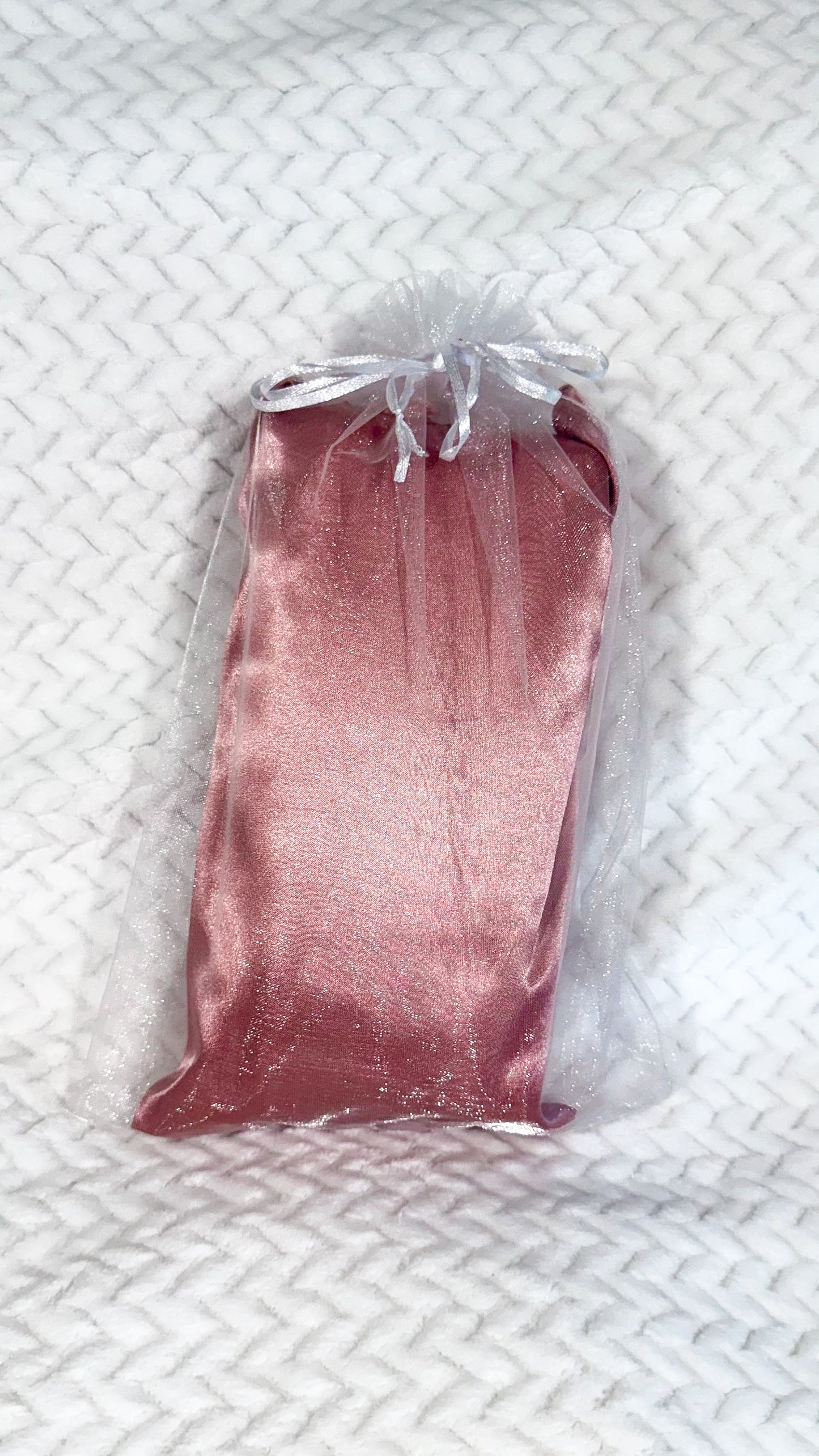 Gracefully Luxe Décolleté Support Pillow